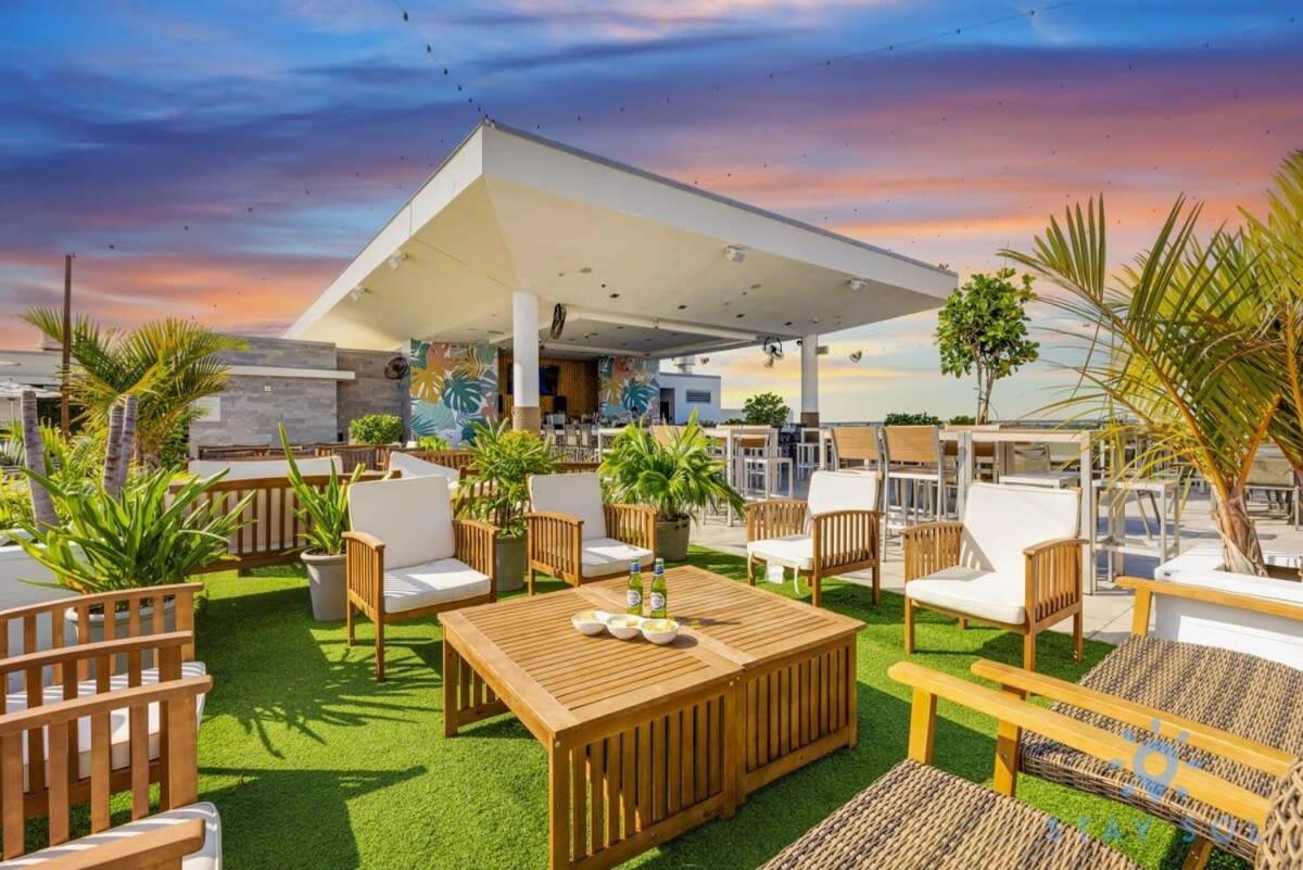 Amazing Pool - Hot Tub - Gym - Hollywood Beach Exterior photo